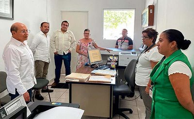 Juzgados de Coahuayana y Coalcomán reciben equipo de cómputo y aires acondicionados nuevos, magistrado presidente supervisa la entrega