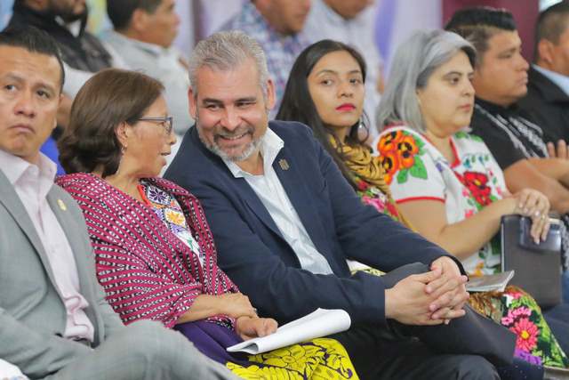 Consolidar el autogobierno y ampliar el derecho social de las comunidades indígenas es nuestra misión: Bedolla