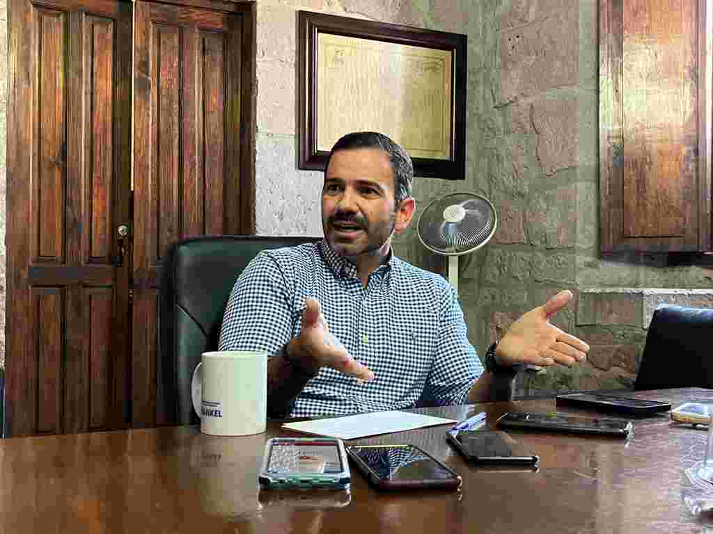 Será analizada iniciativa de contratación de la Policía Auxiliar por negocios para su seguridad