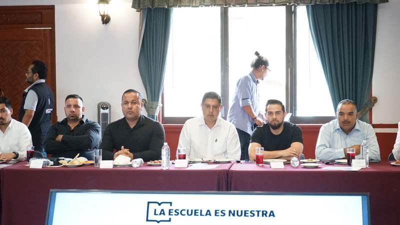 Nacho Campos resalta visión municipalista de Alfredo Ramírez Bedolla