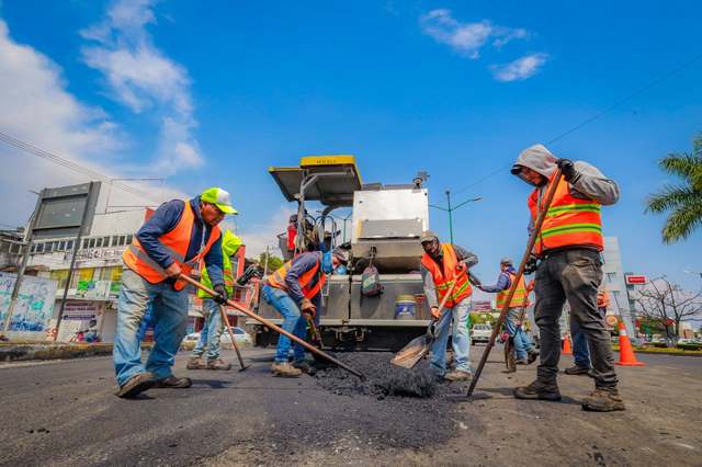 Asfaltado en calzadas Juárez y La Fuente, con máximos estándares de calidad