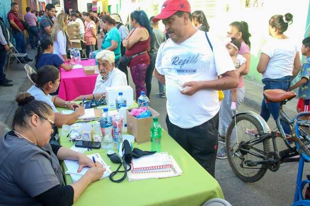Más de 2 mil 500 beneficiados con las Caravanas de la Salud
