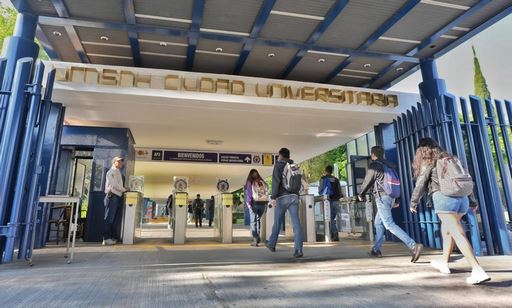 Sin contratiempos, regresa a clase el alumnado de la UMSNH