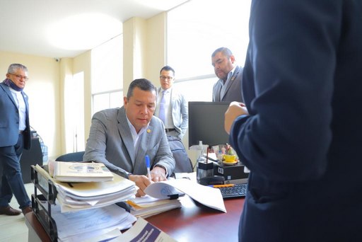 Denuncia Juan Carlos Barragán a Cussi por no contar con exámenes de control y confianza para el cargo