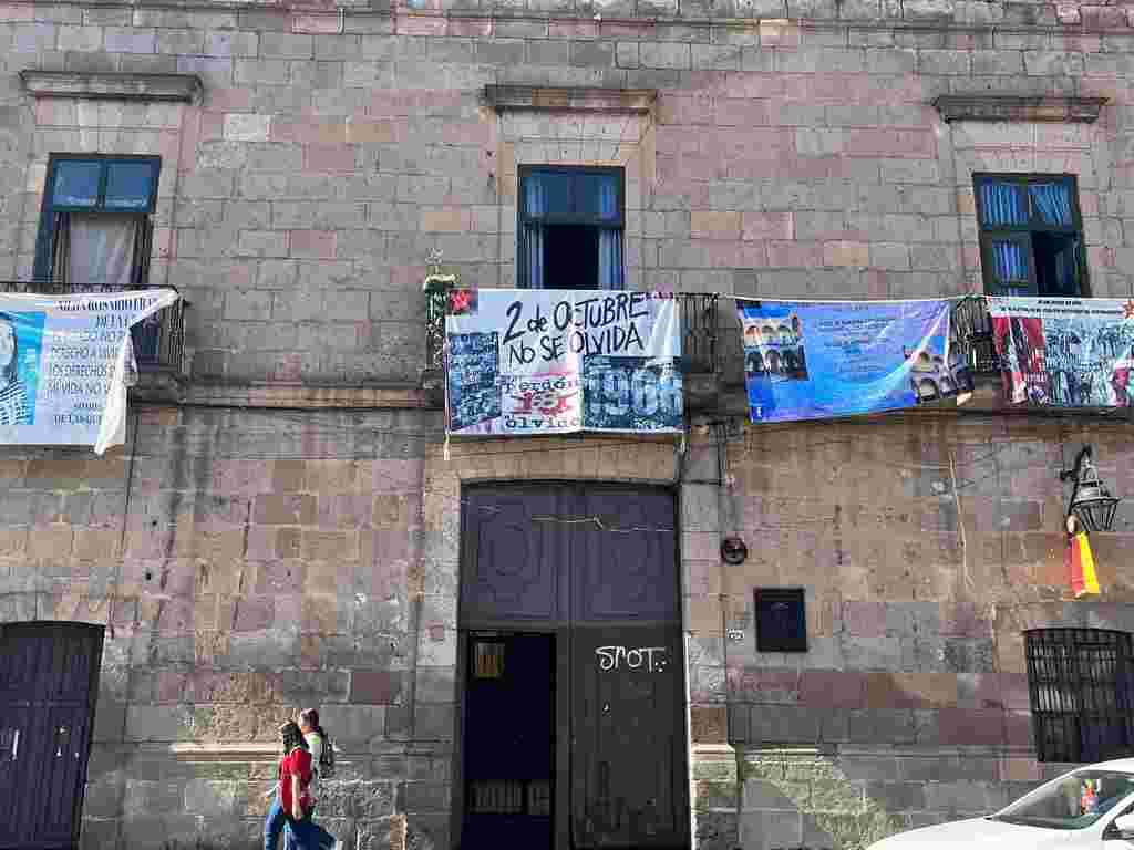 Cumple UMSNH con peticiones y necesidades de las Casas del Estudiante