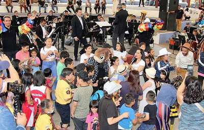DAVID PÁEZ Tenor ofreció gira de conciertos a los “Reyes del Hogar”