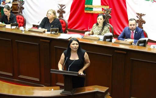 Presenta Brenda Fraga, iniciativa para castigar los ataques a la dignidad póstuma