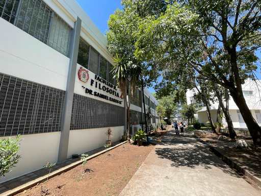 Licenciatura en Filosofía cuenta con gran capacidad de nuevo ingreso