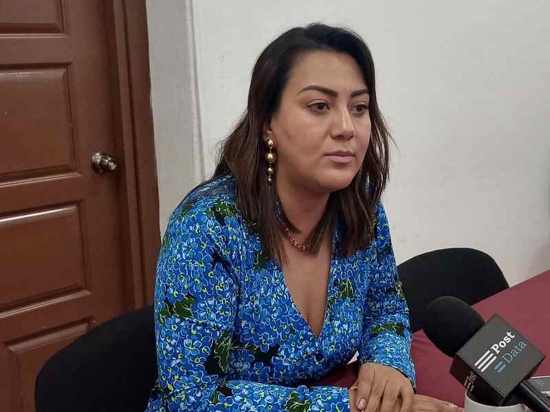 Asegura Mónica Valdez que continúa en el PRD