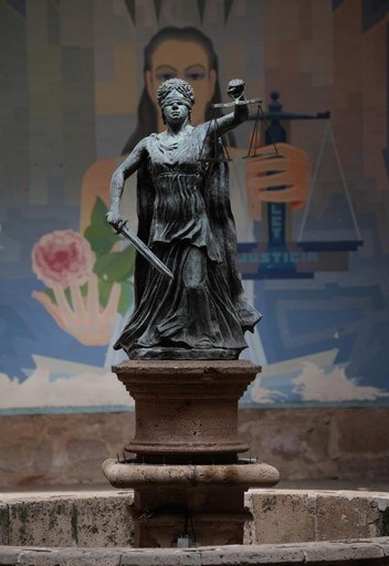 Estudia Derecho a distancia en la UMSNH; la convocatoria cierra este viernes