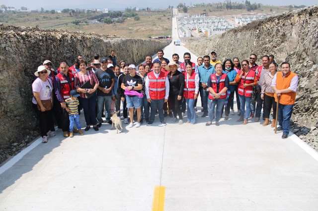 Inaugura Bladimir González la calle Real Castillejo – San Bernabé de la Cantera