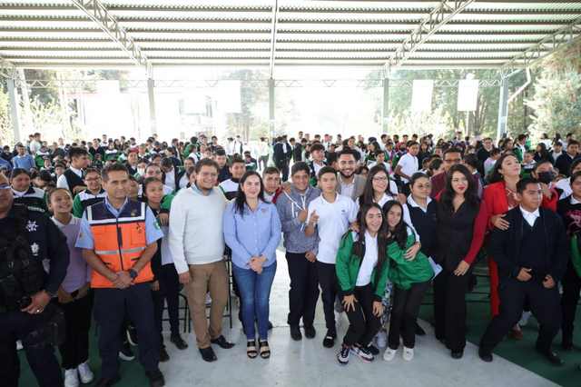 Realizan Caravana Integral por la Juventud en el Conalep Uruapan
