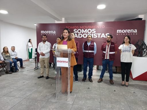 Sale Mónica Valdez del PRD; llega a MORENA