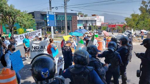 Cierran libramiento ante rechazo a construcción de gasoducto