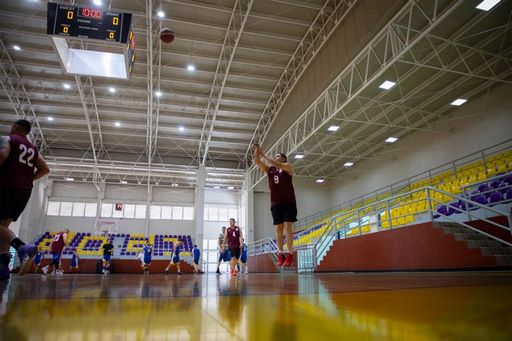 Con el ejemplo, Nacho Campos promueve el deporte en Uruapan