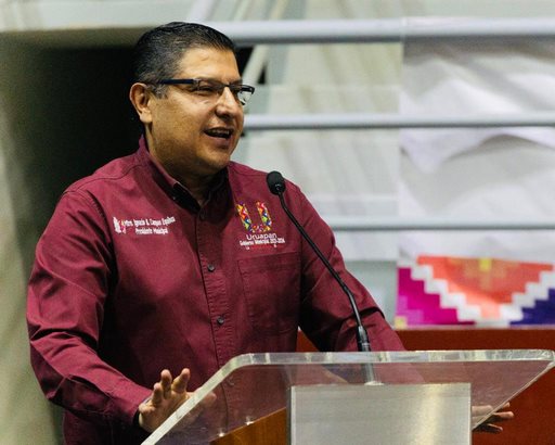 Anuncia Nacho Campos colocación de 7 mil 600 lámparas