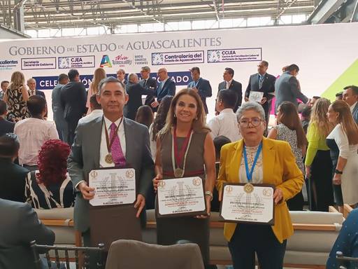 Entregan presea nacional a Llanderal Zaragoza, magistrada del STJM