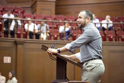 Propone Reyes Galindo incorporar en Michoacán firma electrónica en la función notarial