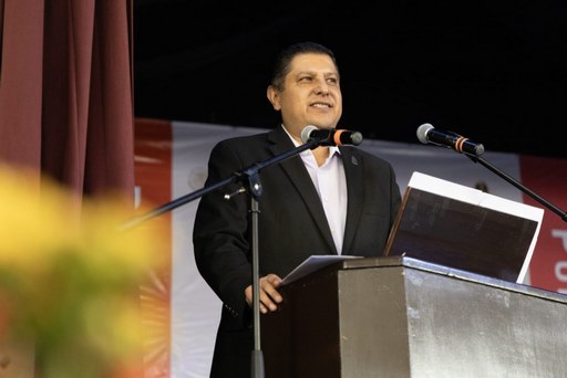 Anuncia Nacho Campos la construcción de cancha techada de basquetbol en Cetis 27