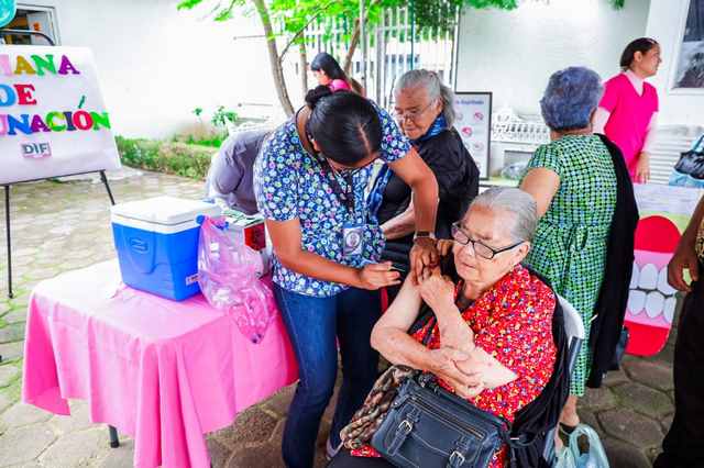La salud, eje fundamental para el bienestar de Uruapan: Yadira Ramírez