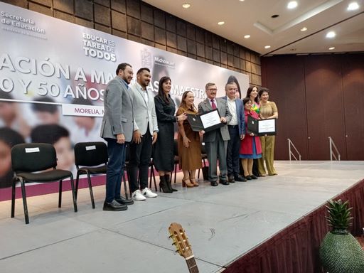 Anuncia Gobierno pagos a maestros el próximo 31 de julio