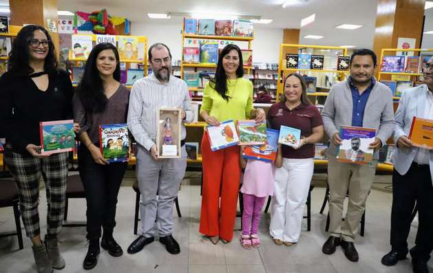 Michoacán recibe 100 mil libros para bibliotecas públicas: SEE