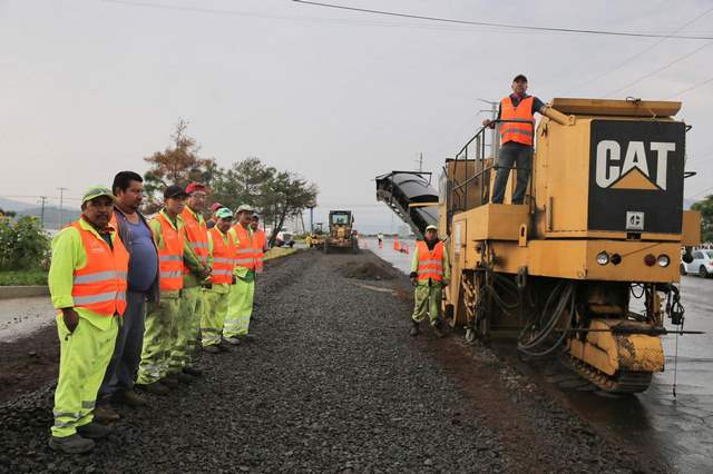 Bedolla pone en marcha rehabilitación del libramiento Peribán