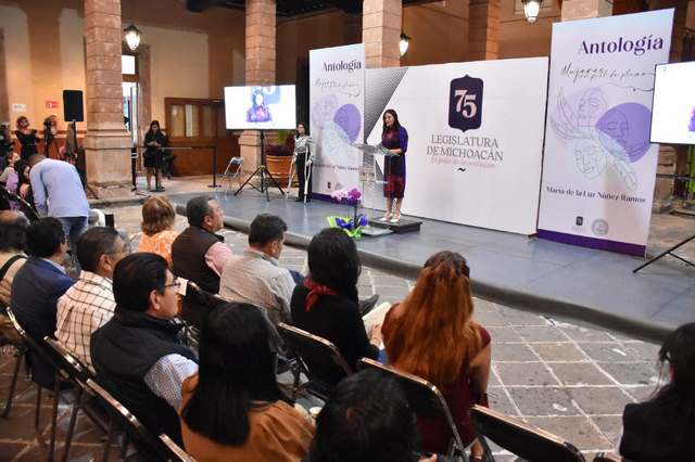 Presenta Congreso local la Antología “Mujeres con Piel de Pluma”