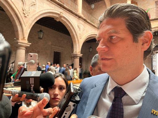 Aberrantes y mediocres libros de texto que pretende entregar gobierno federal: AMA