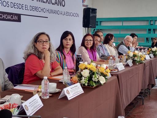 Sin existencia de amparo, propuesta pedagógica y libros de texto gratuito, ¡VAN!: SEP