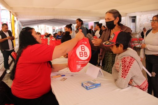 El presidente Bladimir González impulsa programas sociales en beneficio de Tarímbaro