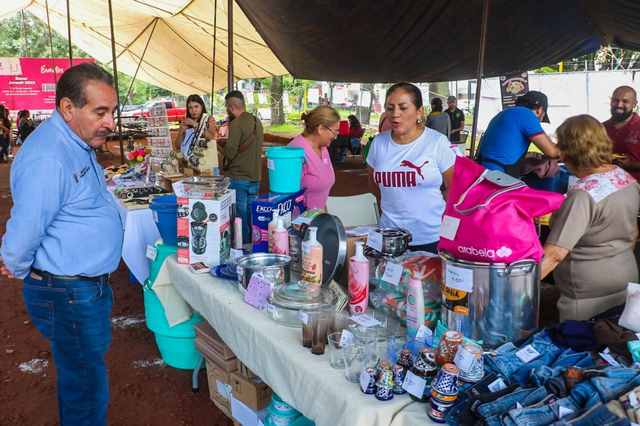 Inauguran Bazar Juvenil 2023