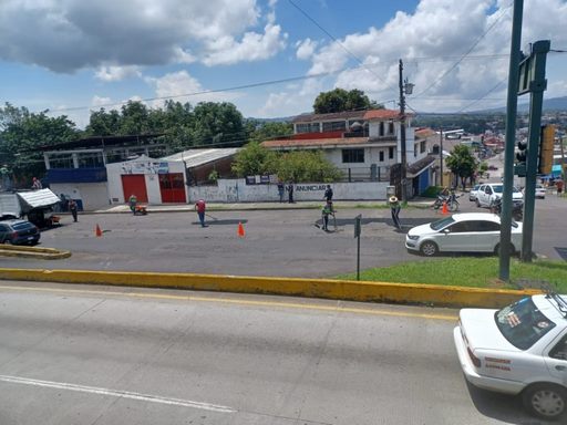 Cuadrillas municipales intensifican bacheo de vialidades