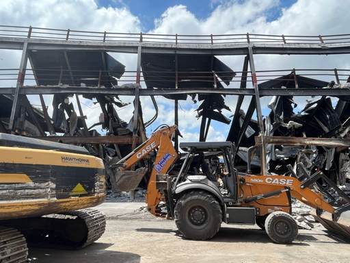 Trabajarán a marchas forzadas para construcción de nuevo estacionamiento y comerciantes regresen a la normalidad