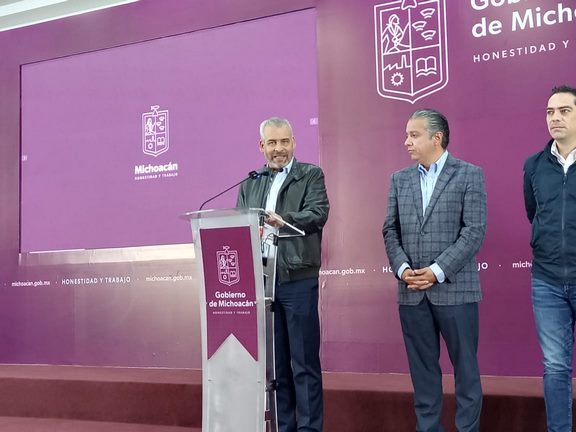 Califica Bedolla positiva la administración de AMLO