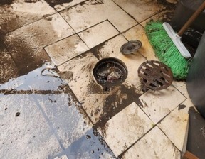 Empresa del gasoducto para labores y provoca afectaciones a vecinos