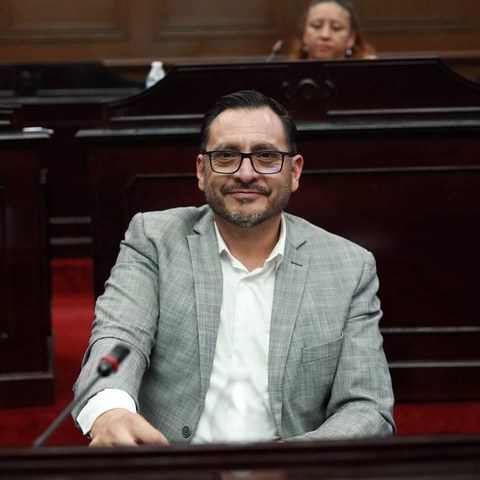 Hugo Anaya, nunca retiré mi posición de encabezar el Congreso