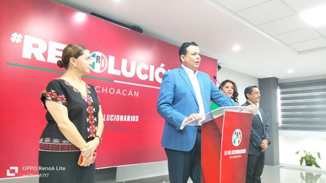 Sin condiciones de seguridad Michoacán ni para sembrar; IEM es aplaudidor de eventos: Memo Valencia