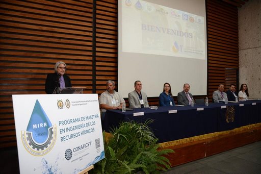 Disertan especialistas en la UMSNH sobre gestión del agua y el impacto de los eventos hidrometeorológicos extremos