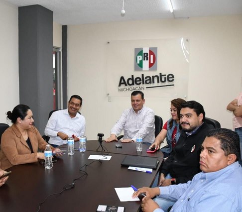 La decisión del PRI de respaldar a Xóchitl Gálvez no fue de una sola persona: Memo Valencia