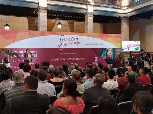 Evidencia María de la Luz Núñez desaseo legislativo; hay más de 700 iniciativas sin dictaminar, dice