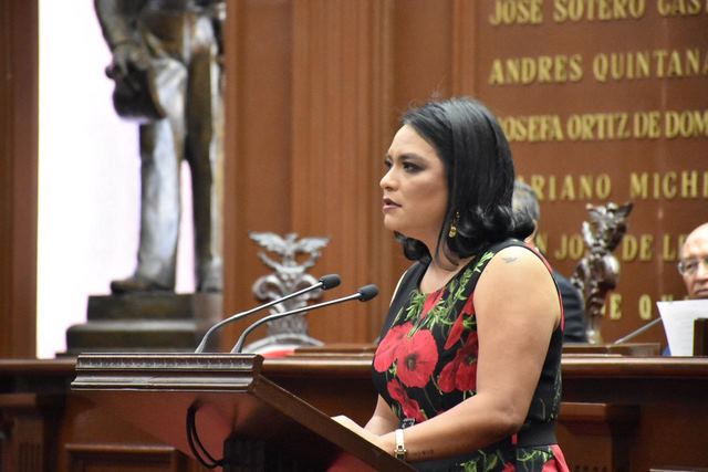 Antes se usaban los helicópteros para ir por mezcal, ahora hay un gobierno responsable: Eréndira Isauro