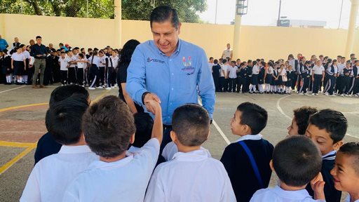 Nuevo modelo educativo promueve humanismo y trabajo comunitario: Nacho Campos