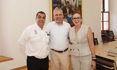 UMSNH expedirá títulos a especialistas formados en la SSM: Bedolla