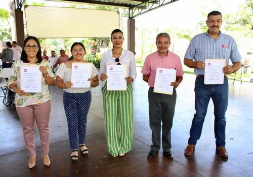 Toman protesta integrantes de la Comisión Ejecutiva Municipal de Más Michoacán en Jacona