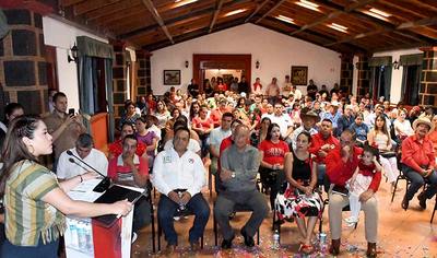 PRI Michoacán no permitirá imposiciones en los municipios: Memo Valencia