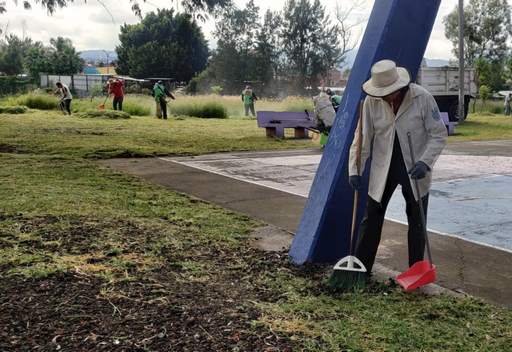 Morelia brilla con jornadas de limpieza simultaneas en colonias Lomas Del Valle y Punhuato