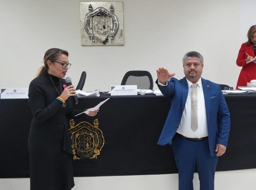 Carlos Bustamante y Renato Hernández, electos directores de las Facultades de Filosofía y de Enfermería