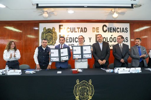 Médicos, en tiempos aciagos han mostrado su amor por bata blanca: UMSNH