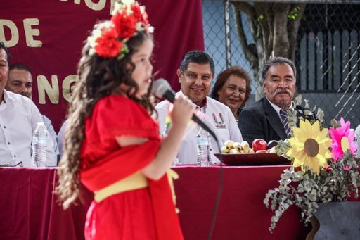 La educación es el mejor instrumento para construir la paz: Nacho Campos